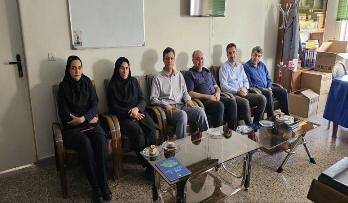 جلسه بازاریابی و فروش سرویس های مخابراتی در شهرستان تکاب جلسه بازاریابی و فروش سرویس های مخابراتی در شهرستان تکاب