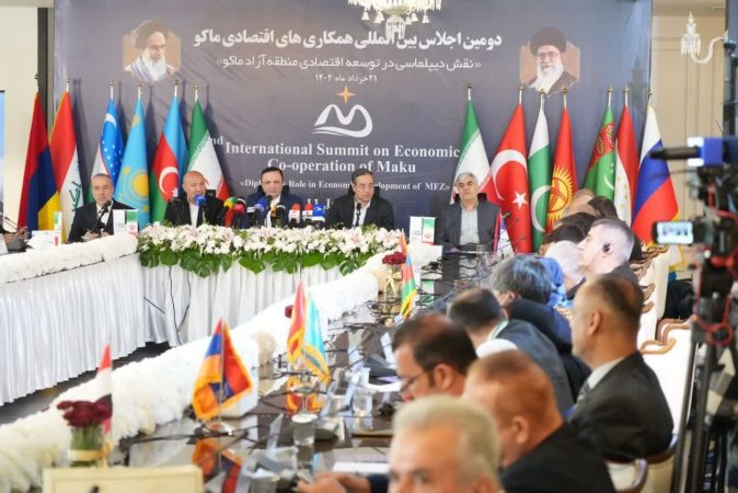 ایجاد کریدور یکپارچه بین آذربایجان غربی و شانگهای چین ایجاد کریدور یکپارچه بین آذربایجان غربی و شانگهای چین