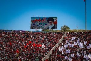 هواداران تراکتور رکورد گینس را شکستند