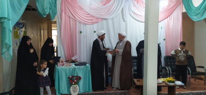 مراسم گرامیداشت مقام معلم در مدرسه علمیه نجمه خاتون تکاب