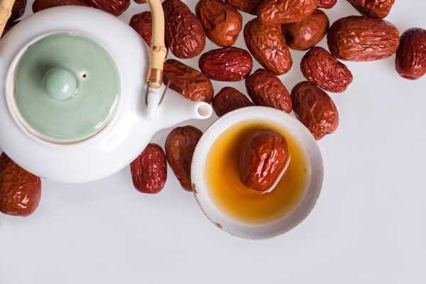 عناب؛ محافظ طبیعی کبد در برابر چربی و التهاب عناب؛ محافظ طبیعی کبد در برابر چربی و التهاب