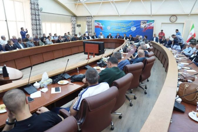 نشست تخصصی ظرفیتهای تجاری و صادراتی آذربایجانغربی در حوزه طلا و جواهر نشست تخصصی ظرفیتهای تجاری و صادراتی آذربایجانغربی در حوزه طلا و جواهر