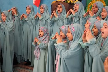 جشن «دخترم افتخار ایران» در شهر تکاب برگزار شد.