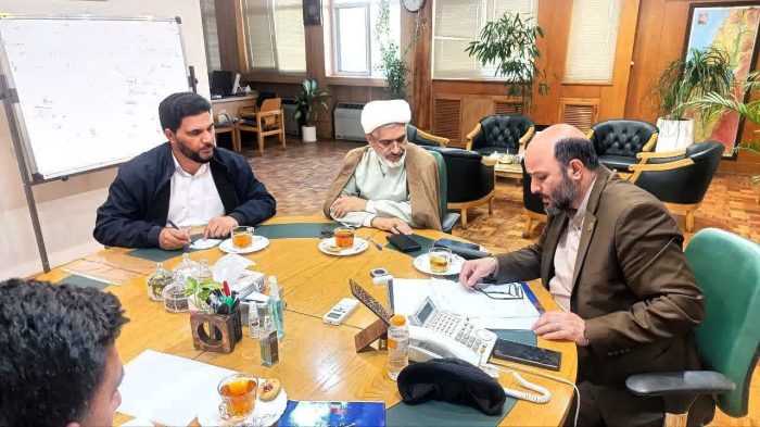 دیدار حجت الاسلام میرزائی با سرپرست سازمان نوسازی، توسعه و تجهیز مدارس کشور دیدار حجت الاسلام میرزائی با سرپرست سازمان نوسازی، توسعه و تجهیز مدارس کشور