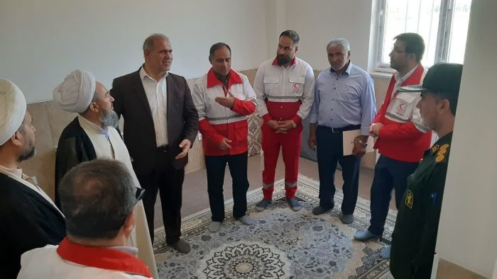 تجلیل از خیر اهدا کننده زمین پایگاه امداد جاده ای احمد آباد شاهین دژ تجلیل از خیر اهدا کننده زمین پایگاه امداد جاده ای احمد آباد شاهین دژ