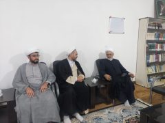 بازدید حجت الاسلام میرزائی از محل احداث چمن مصنوعی حوزه علمیه امام محمد باقر(ع) در روز عید قربان