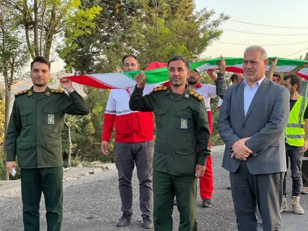 برگزاری پویش پرچم بیاد شهدای اقتدار در شاهین دژ